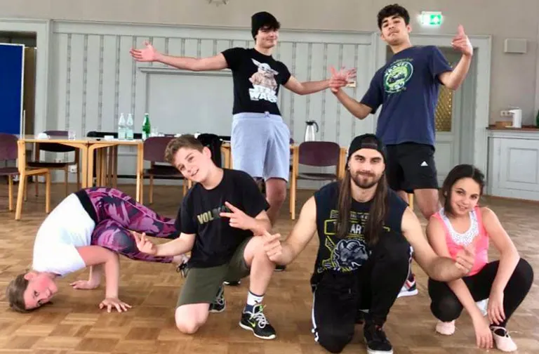 Be Strong for Kids Breakdance Kurse